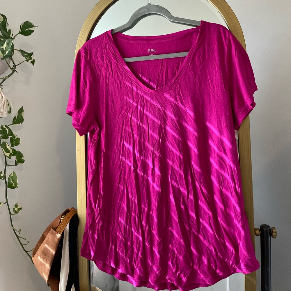 Hot Pink V-Neck Short Sleeve T-Shirt